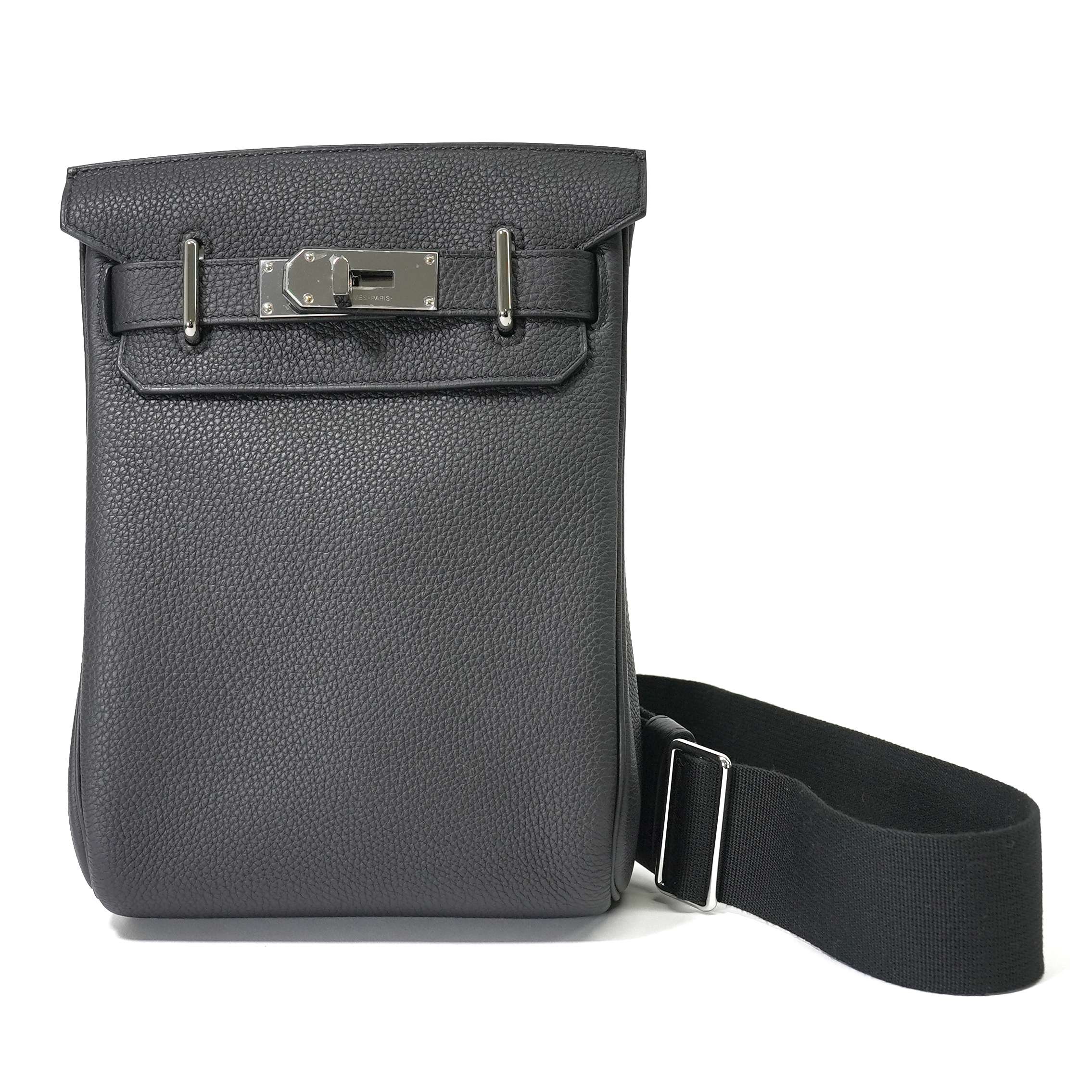 HERMES エルメス アッカド PM トゴ ノワール(ブラック) シルバー金具