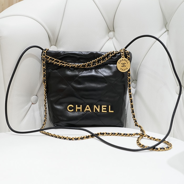 シャネル CHANEL22 ミニハンドバッグ AS3980 シャイニーカーフスキン