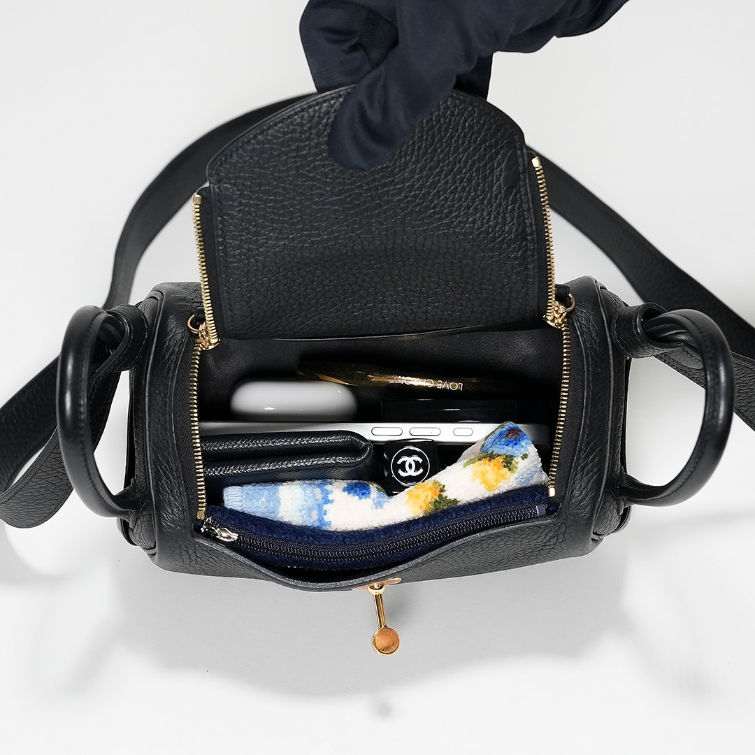 HERMES エルメス リンディ ミニ トリヨン ノワール ゴールド金具