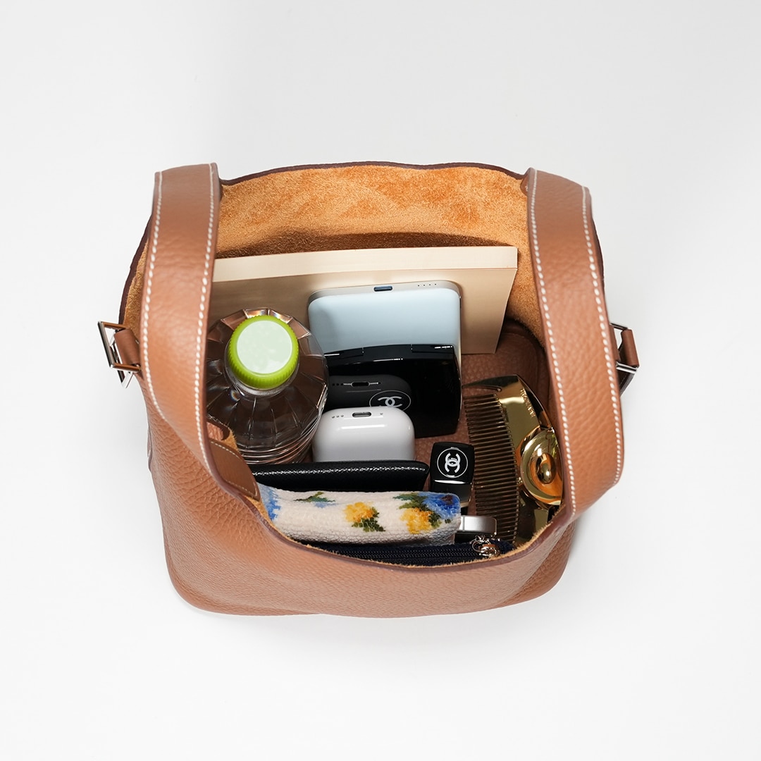 HERMES エルメス ピコタン ロックPM トリヨンクレマンス ゴールド シルバー金具
