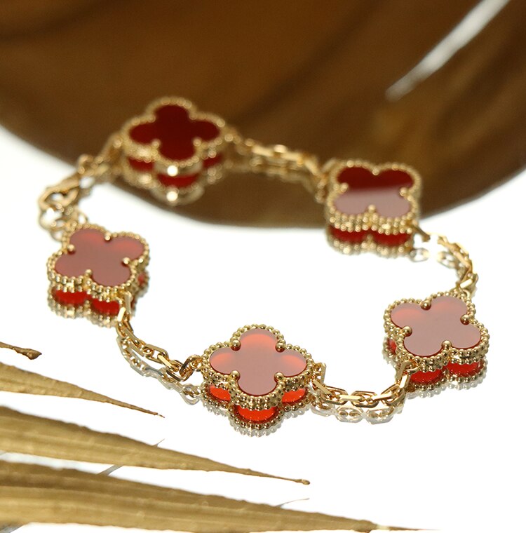 Van Cleef & Arpels(ヴァンクリーフ＆アーペル)