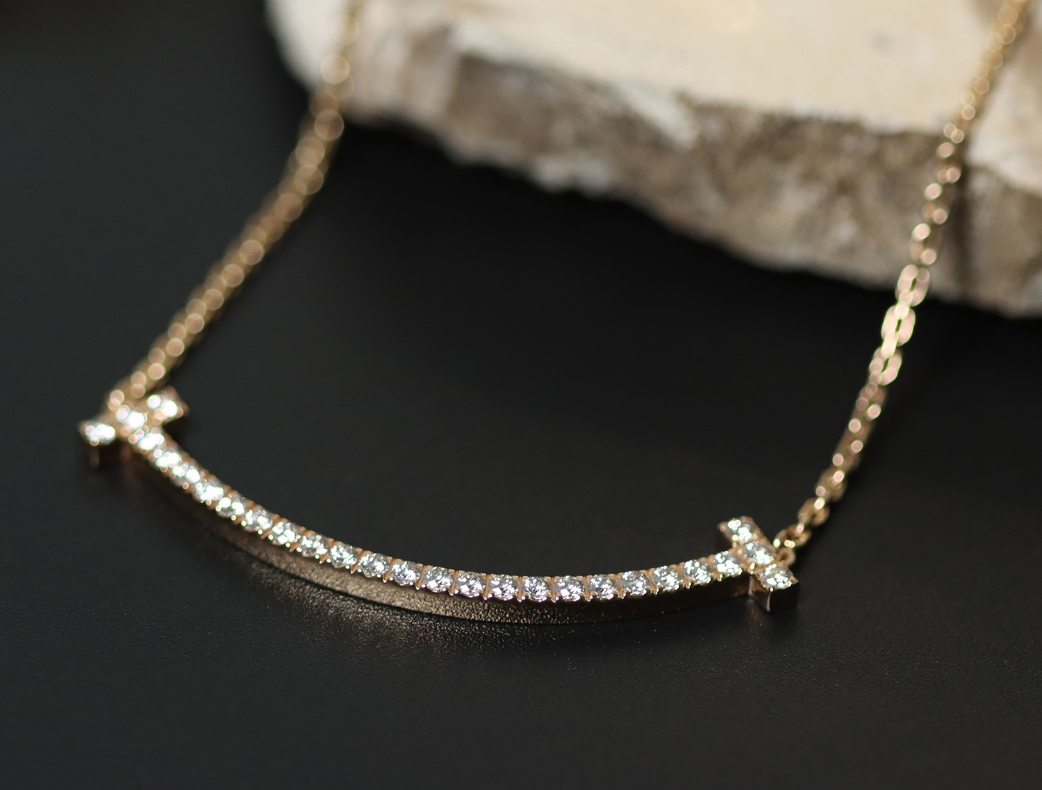 TIFFANY & Co. ティファニー ティファニーT スマイル ペンダント ミディアム 67513282