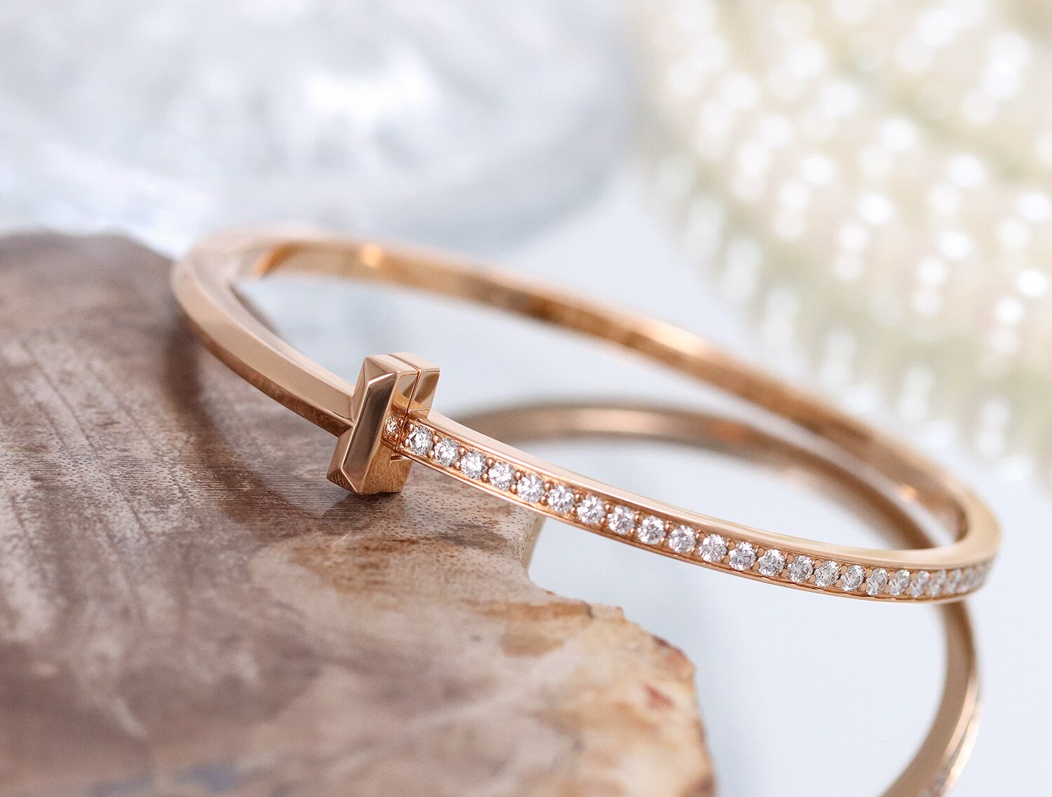 TIFFANY & Co. ティファニー T ワン ナロー ヒンジ バングル ローズゴールド（ピンクゴールド） ダイヤモンド136 61 68315786