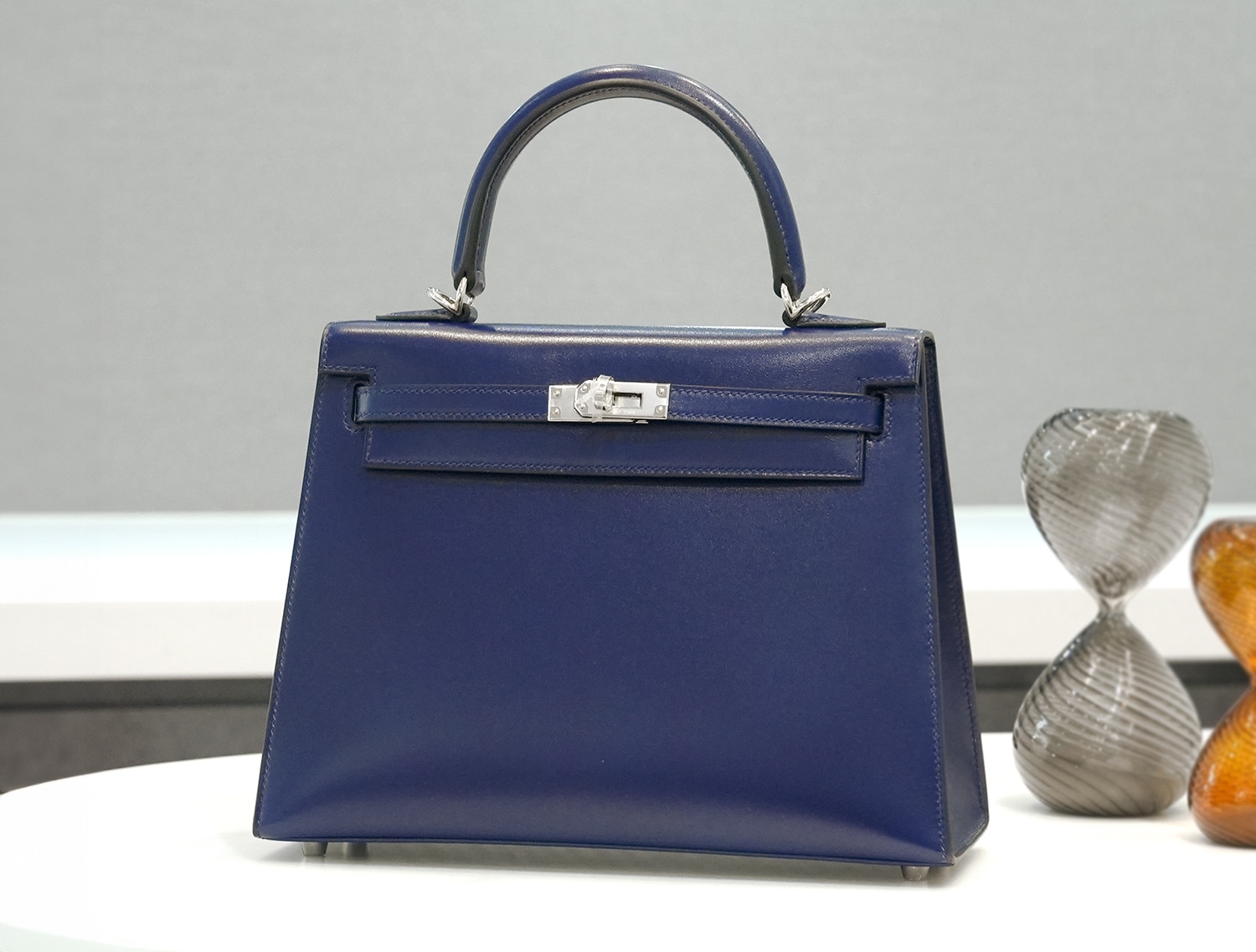 HERMES エルメス ケリー 25 ボックスカーフ ブルーサフィール 外縫い シルバー金具