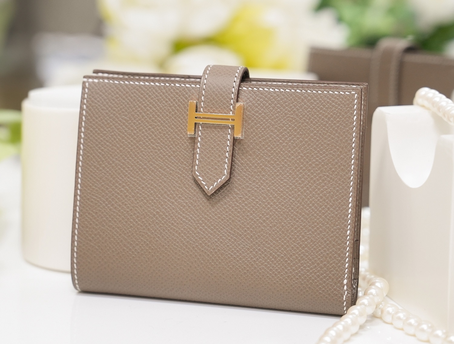 HERMES エルメス ベアン コンパクト エプソン エトゥープ ゴールド金具