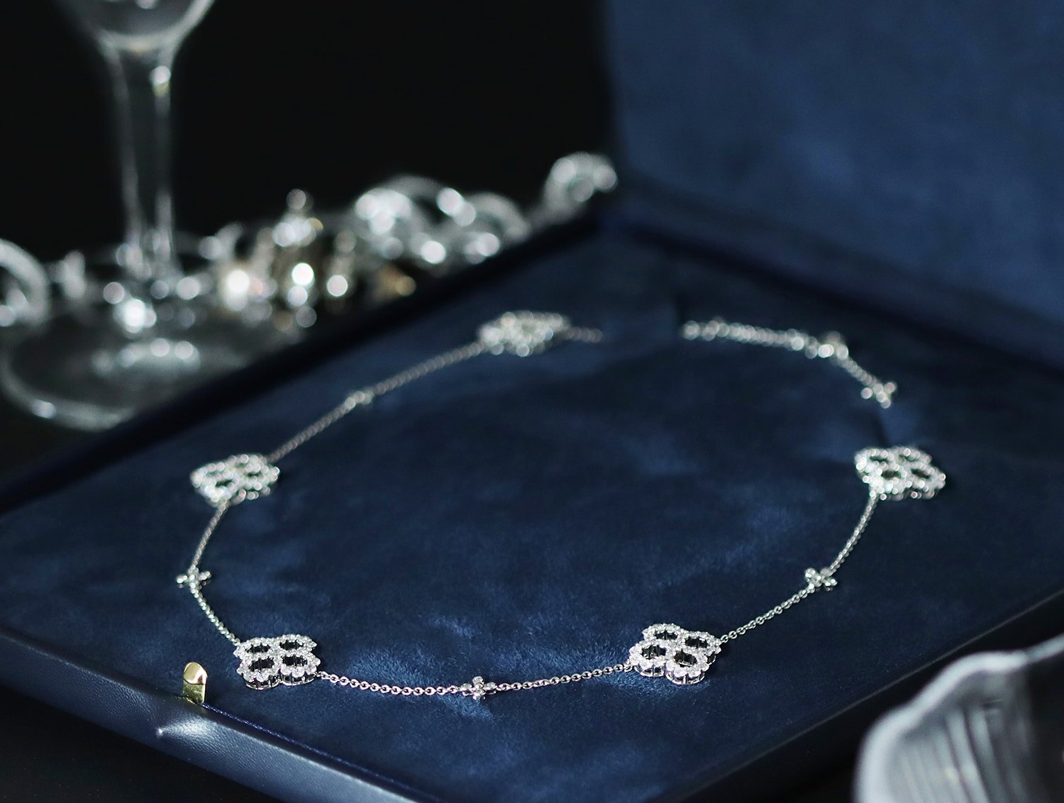 HARRY WINSTON ハリー・ウィンストン ループ オープンモチーフネックレス プラチナ ダイヤモンド NKDPRD5ML40
