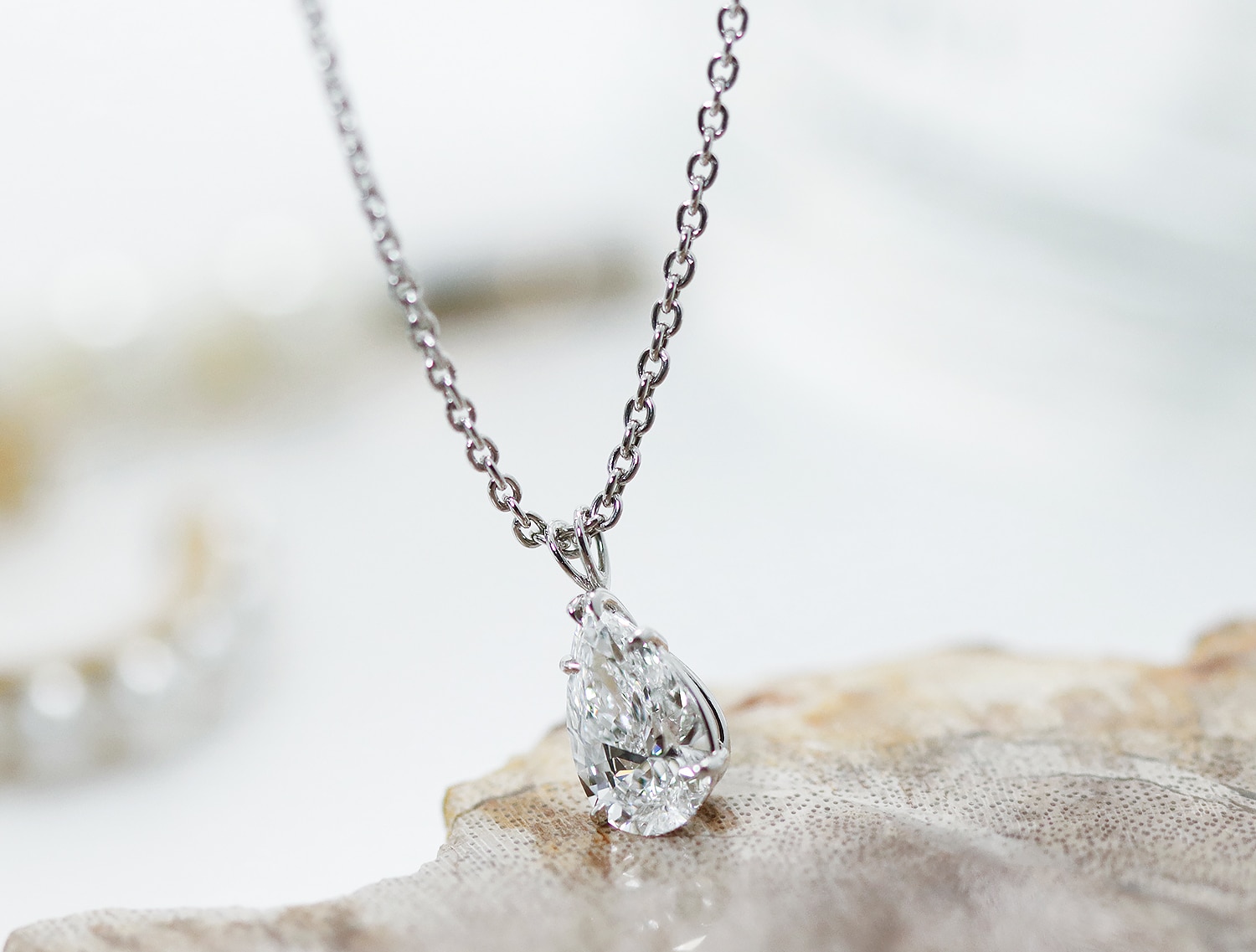 HARRY WINSTON ハリー・ウィンストン ペアシェイプ ソリティアネックレス 1.07ct PIDPPS010SI