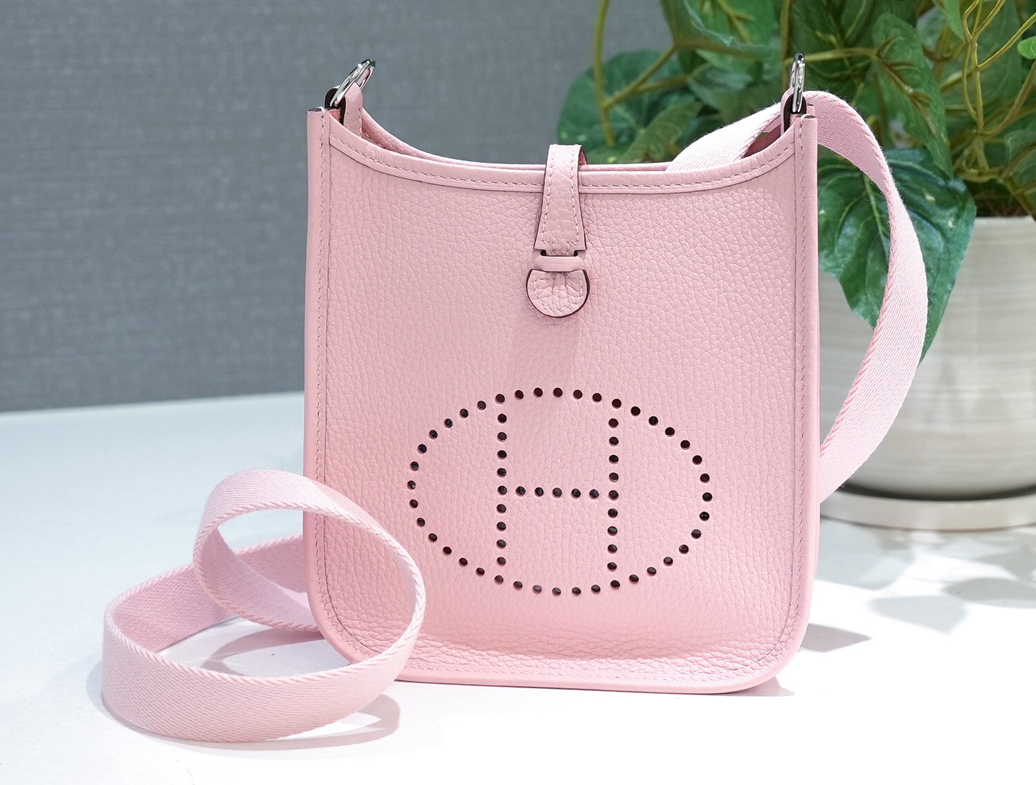 HERMES エルメス エヴリン アマゾン TPM トリヨンクレマンス ローズサクラ シルバー金具