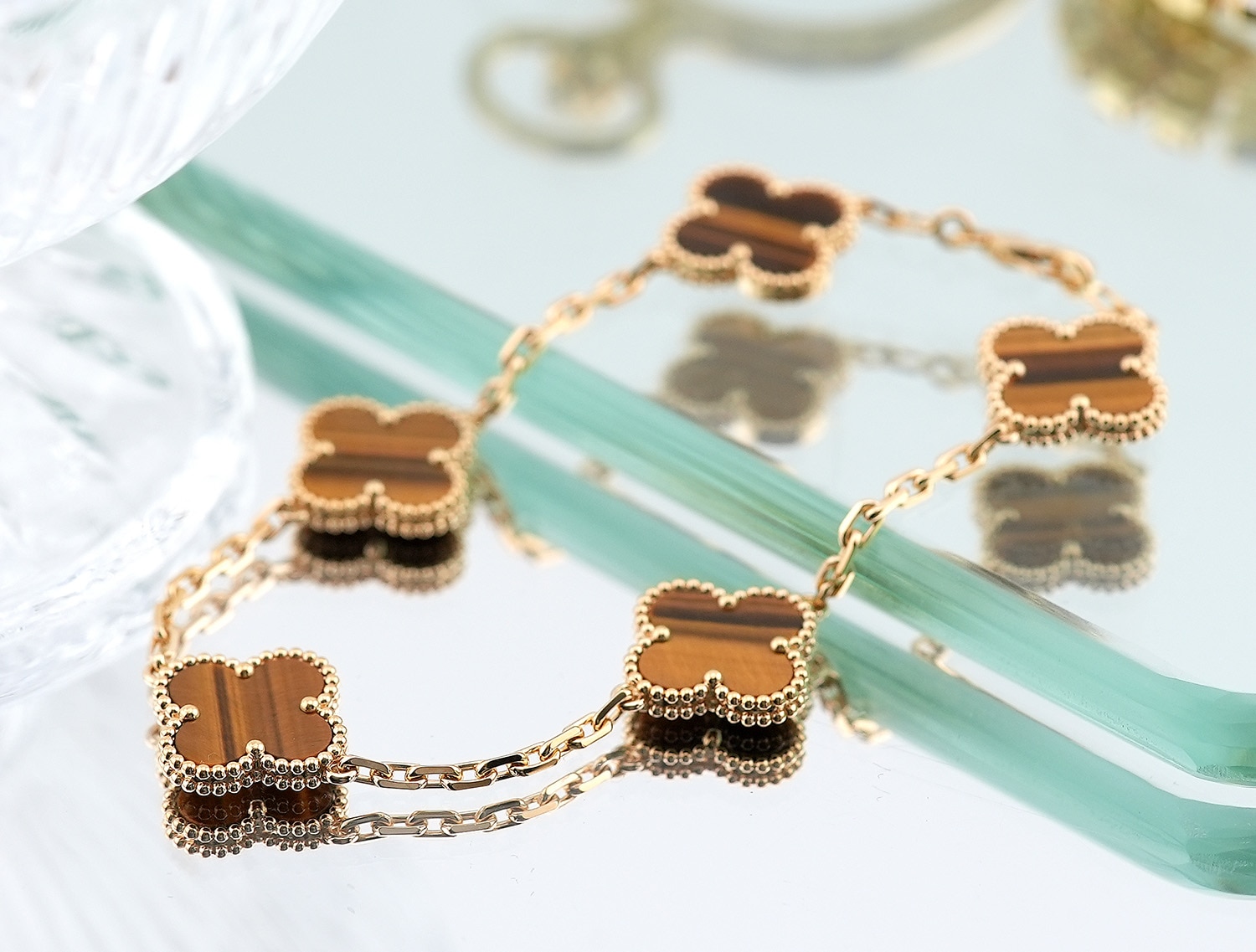 Van Cleef & Arpels ヴァン クリーフ&アーペル アルハンブラ ヴィンテージアルハンブラ ブレスレット 5モチーフ イエローゴールド タイガーズアイ VCARD35600