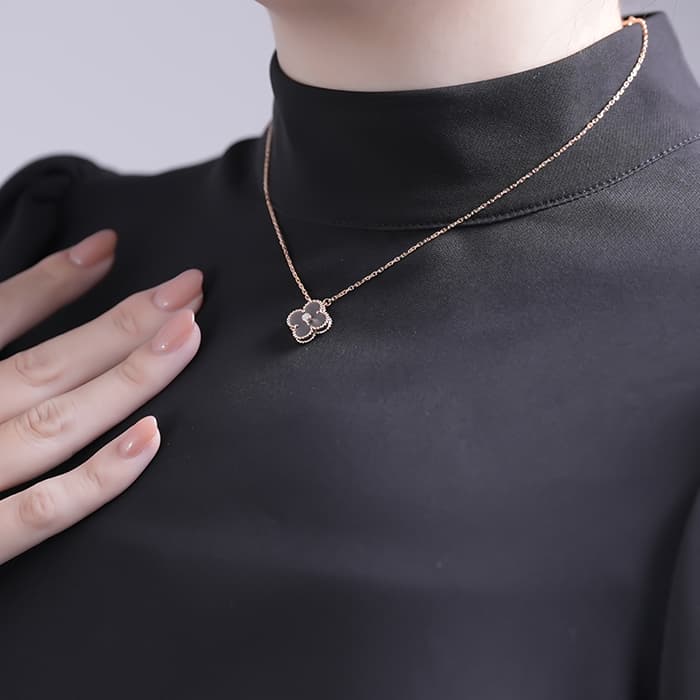 Van Cleef & Arpels ヴァン クリーフ&アーペル アルハンブラ ヴィンテージアルハンブラ ペンダント ネックレス 2023年ホリデー限定 ピンクゴールド シルバーオブシディアン ダイヤモンド VCARP9T000 14