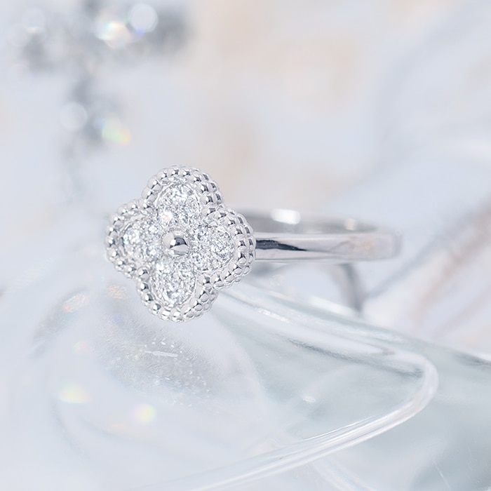 Van Cleef & Arpels ヴァン クリーフ&アーペル スウィート アルハンブラ リング ホワイトゴールド ダイヤモンド VCARO85800 9号 2