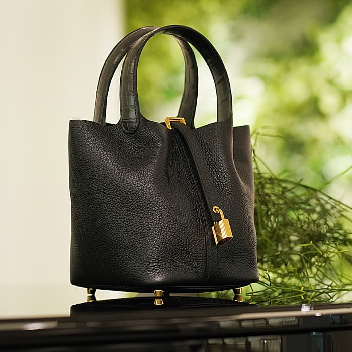 安い ⭐︎ほぼ新品⭐︎HERMESエルメス ピコタンロックPM ローズアザレ ...