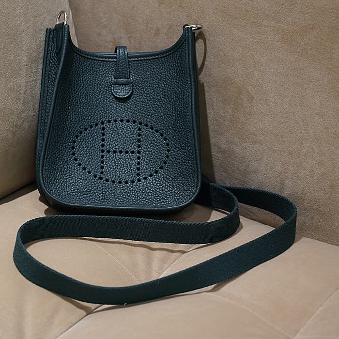 HERMES エルメス その他 エヴリン アマゾン TPM ヴェールシプレス トリヨン シルバー金具 2