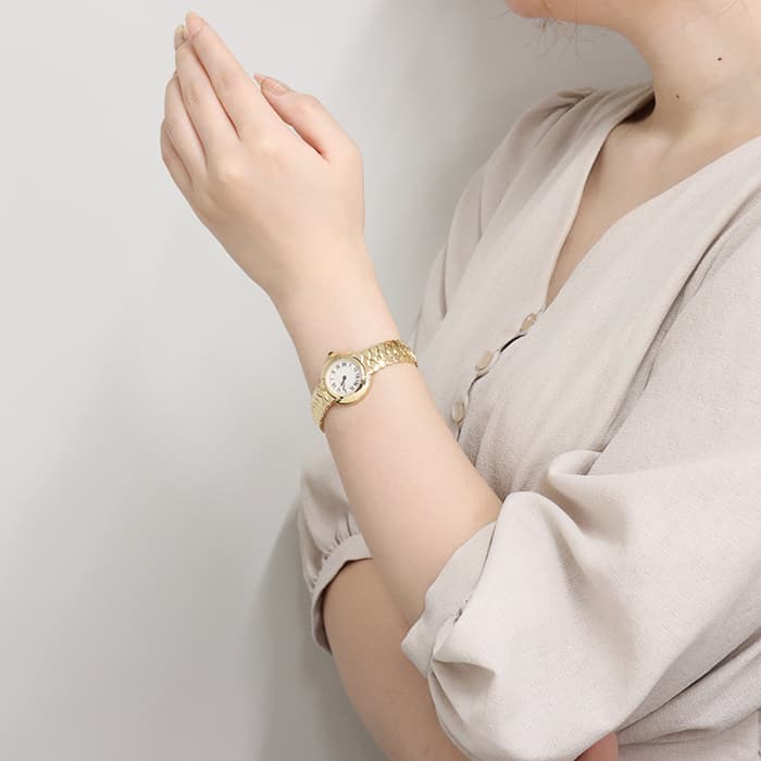 いになれま Cartier Cartier カルティエ ヴァンドーム＊エルメス グッチ オメガ ティファニーの通販 by White Rabbit  時計店｜カルティエならラクマ するに