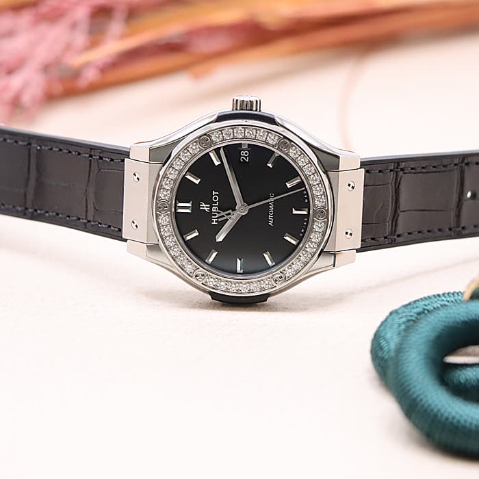 HUBLOT ウブロ クラシック 565.NX.1470.LR.1204 2