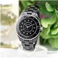 CHANEL シャネル J12 クォーツ 33mm H5701 ブラックセラミック 2