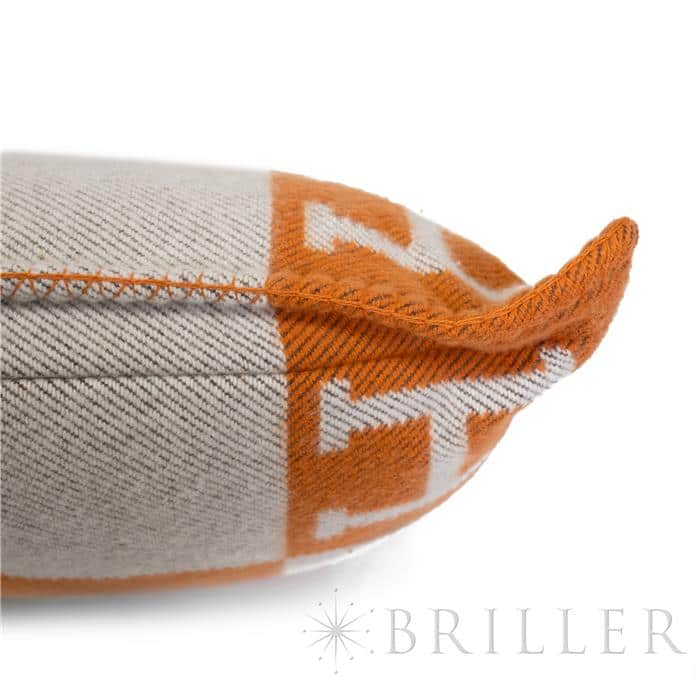 HERMES エルメス クッション アヴァロン PM エクリュ / ポティロン H102667M 58 18