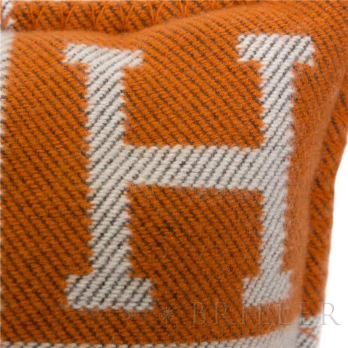 HERMES エルメス クッション アヴァロン PM エクリュ / ポティロン H102667M 58 3
