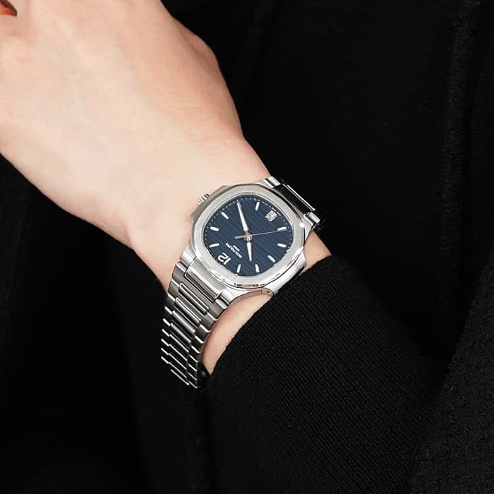 PATEK PHILIPPEパテック・フィリップ ノーチラス 7118/1A-001 28