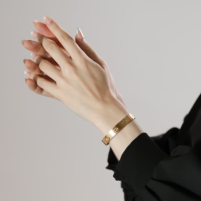 CARTIER カルティエ ラブ ブレスレット オープン  ラージ B6064616 13