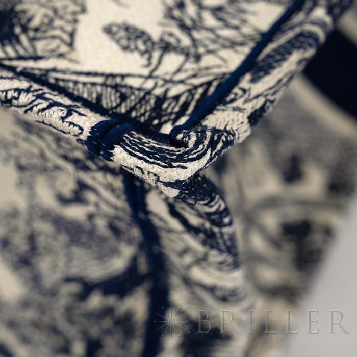 CHRISTIAN DIOR クリスチャン ディオール ブックトート バッグ ラージ トワル ドゥ ジュイ エンブロイダリー M1286ZTDT_M34I 23