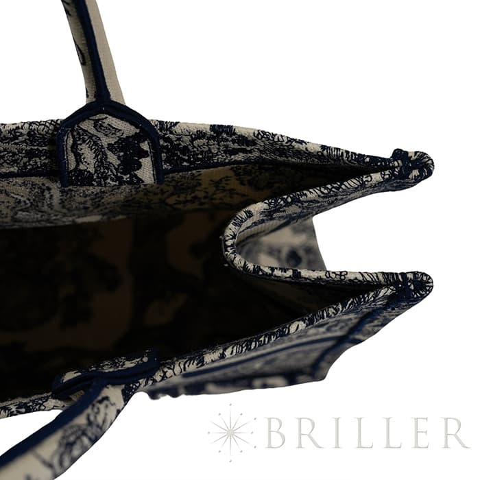 CHRISTIAN DIOR クリスチャン ディオール ブックトート バッグ ラージ トワル ドゥ ジュイ エンブロイダリー M1286ZTDT_M34I 27