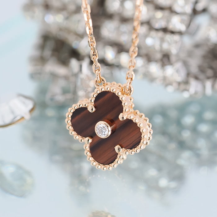 Van Cleef & Arpels ヴァン クリーフ&アーペル アルハンブラ ヴィンテージアルハンブラ ペンダント 2017年 ホリデー限定 ピンクゴールド ブルズアイ ダイヤモンド VCARP0MV00 2