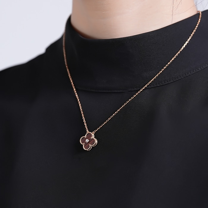 Van Cleef & Arpels ヴァン クリーフ&アーペル アルハンブラ ヴィンテージアルハンブラ ペンダント 2017年 ホリデー限定 ピンクゴールド ブルズアイ ダイヤモンド VCARP0MV00 14