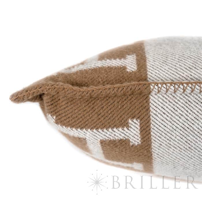 HERMES エルメス クッション アヴァロン PM エクリュ / キャラメル 17