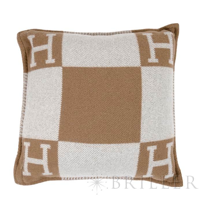 HERMES エルメス クッション アヴァロン PM エクリュ / キャラメル 1