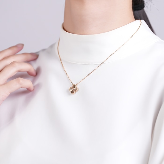 Van Cleef & Arpels ヴァン クリーフ&アーペル アルハンブラ ヴィンテージ アルハンブラ ペンダント ネックレス ギョーシェ イエローゴールド VCARP4KL00 14