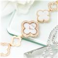 Van Cleef & Arpels ヴァン クリーフ&アーペル アルハンブラ ウォッチ スモールモデル ピンクゴールド マザーオブパール VCARO4J300【銀座本店限定】 2