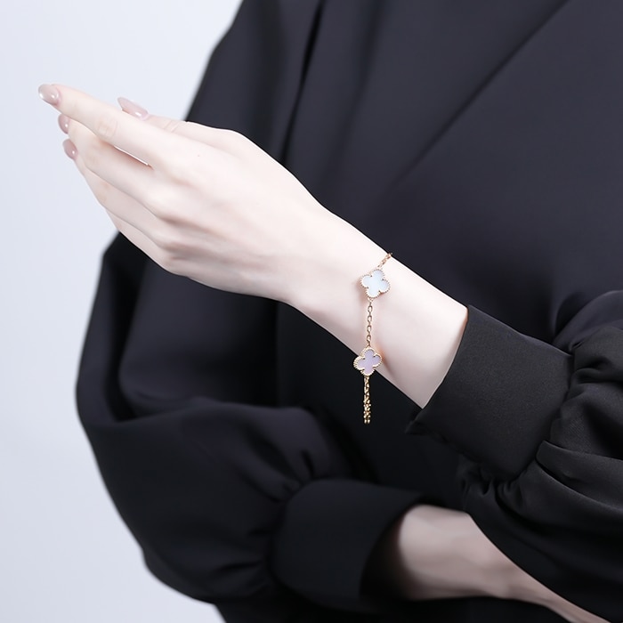 Van Cleef & Arpels ヴァン クリーフ&アーペル アルハンブラ ヴィンテージ アルハンブラ ブレスレット 5モチーフ マザーオブパール イエローゴールド VCARA41800 14