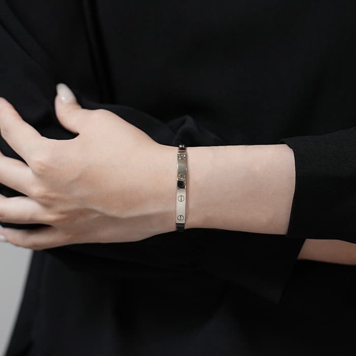 CARTIER カルティエ ラブ ブレスレット 16号 ホワイトゴールド B605600 13