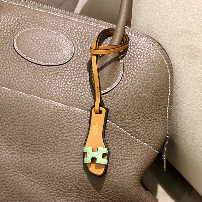 新品)HERMES エルメス バッグチャーム バッグチャーム オランナノ ...