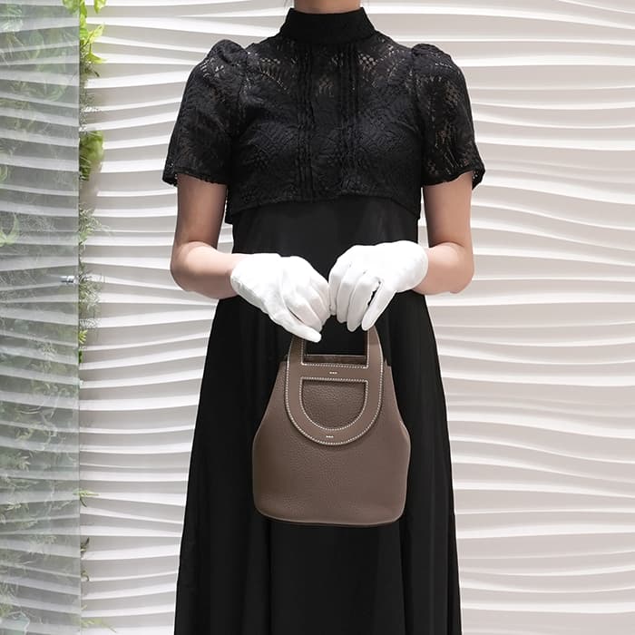 HERMES エルメス インザループ PM トリヨンクレマンス エトゥープ シルバー金具 28