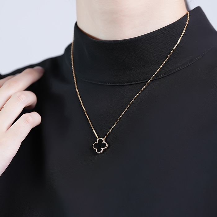 Van Cleef & Arpels ヴァン クリーフ&アーペル アルハンブラ ペンダント イエローゴールド オニキス VCARA45800 14