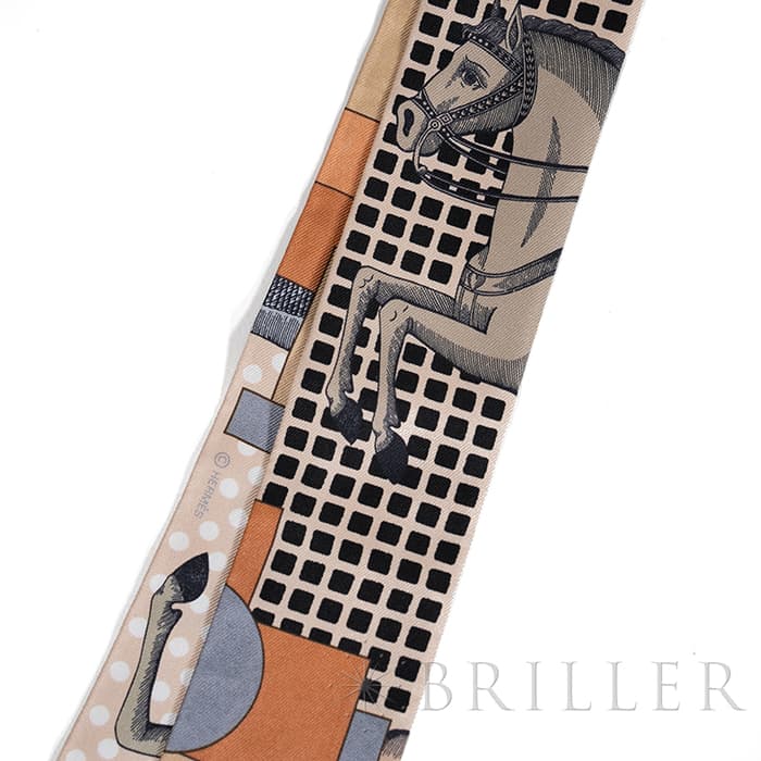 HERMES エルメス ツイリー カヴァリエ・アン・フォルム ベージュ / グレー / テラコッタ 15