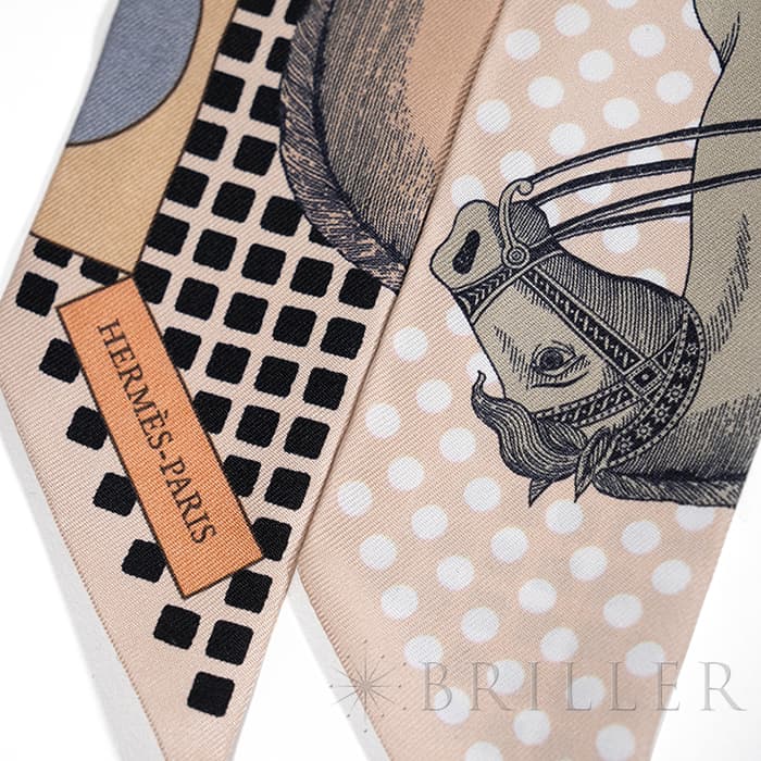 HERMES エルメス ツイリー カヴァリエ・アン・フォルム ベージュ / グレー / テラコッタ 17
