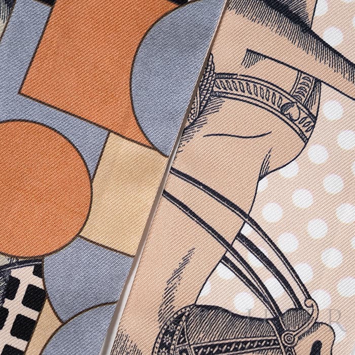 HERMES エルメス ツイリー カヴァリエ・アン・フォルム ベージュ / グレー / テラコッタ 21