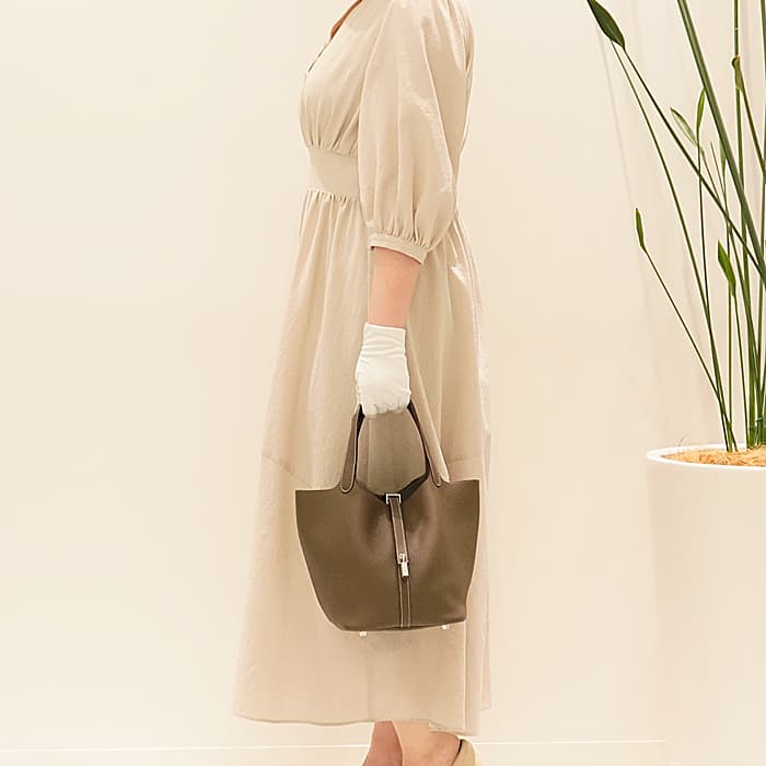 未使用)HERMES エルメス ピコタン ロック MM クレマンス エトゥープ シルバー金具(商品ID:3717014083635)詳細ページ | レディースブランド サロン BRILLER | レディース腕時計、ブランドバッグ、ブランドジュエリーのオンラインストア 未使用)HERMES エルメス ピコタン ロック MM クレマンス エトゥープ シルバー金具(商品ID:3717014083635)詳細ページ | レディースブランド サロン BRILLER | レディース腕時計、ブランドバッグ、ブランドジュエリーのオンラインストア