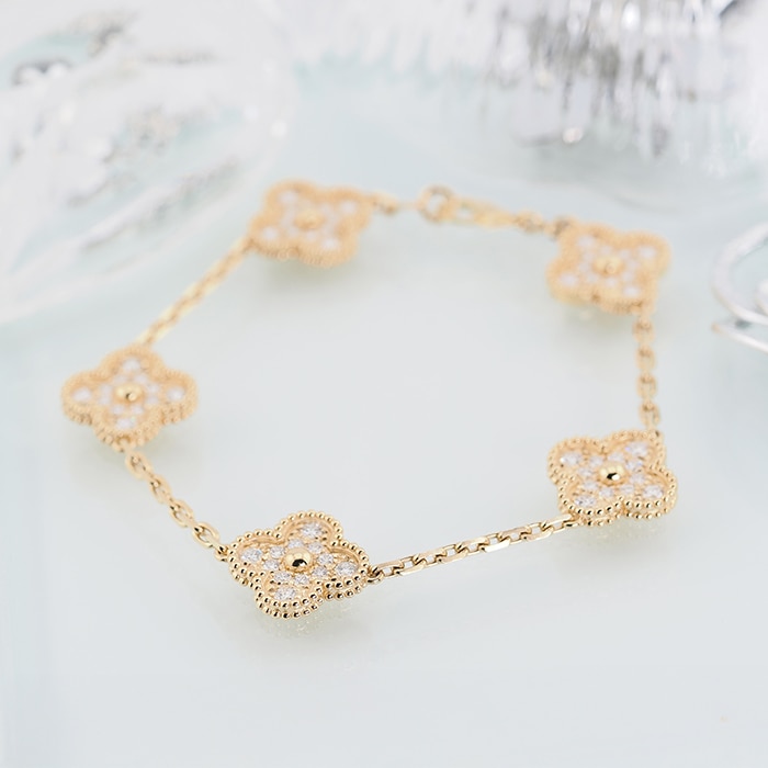 Van Cleef & Arpels ヴァン クリーフ&アーペル アルハンブラ ヴィンテージ アルハンブラ ブレスレット 5モチーフ イエローゴールド ダイヤモンド VCARA41400 2