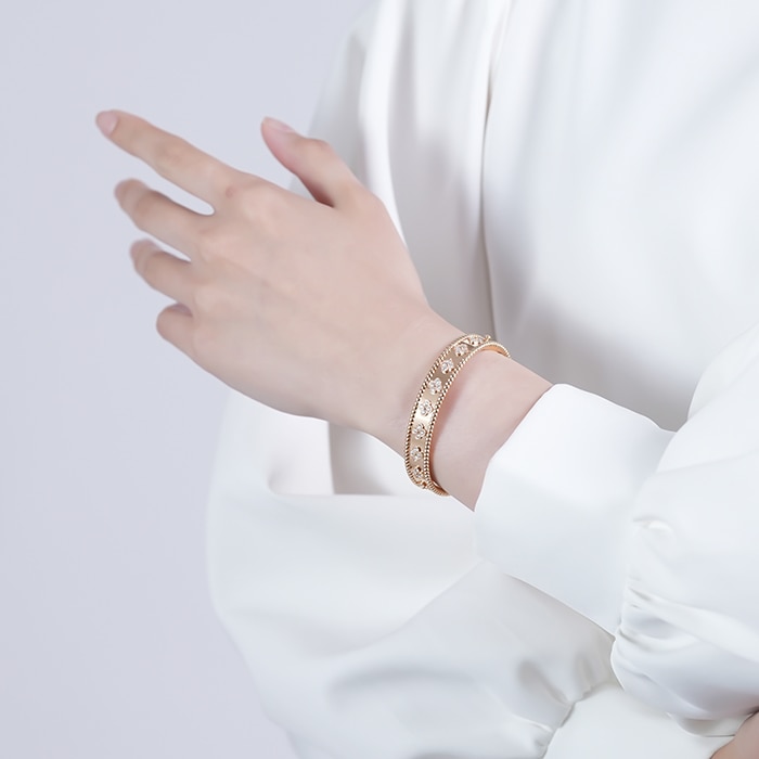 Van Cleef & Arpels ヴァン クリーフ&アーペル ペルレ クローバー ブレスレット ローズゴールド ダイヤモンドスモールモデル VCARP3O200 14