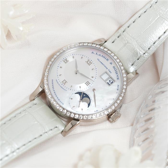 A. LANGE & SOHNE ランゲ&ゾーネ リトル ランゲ1 819.048 マザーオブパール【150本限定】 2