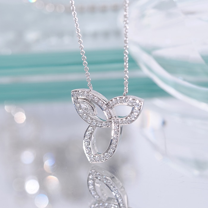 HARRY WINSTON ハリー・ウィンストン リリークラスター ペンダント プラチナ ダイヤモンド PEDPMQRFLC 2