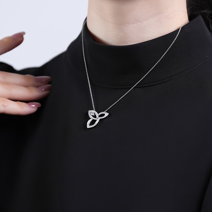 HARRY WINSTON ハリー・ウィンストン リリークラスター ペンダント プラチナ ダイヤモンド PEDPMQRFLC 14