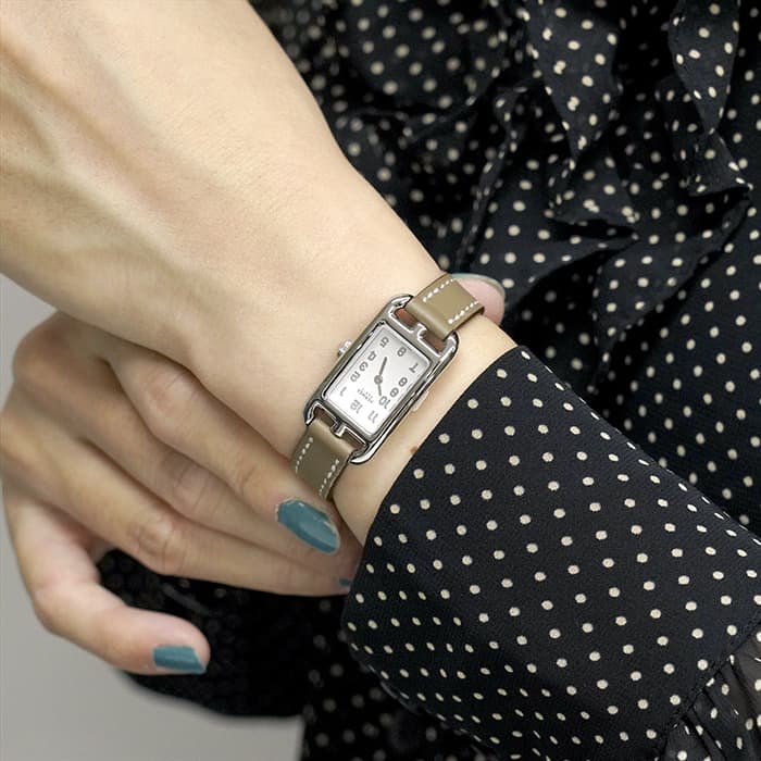 HERMES エルメス ナンタケット NA2.110.220/WW18 044189WW00 28
