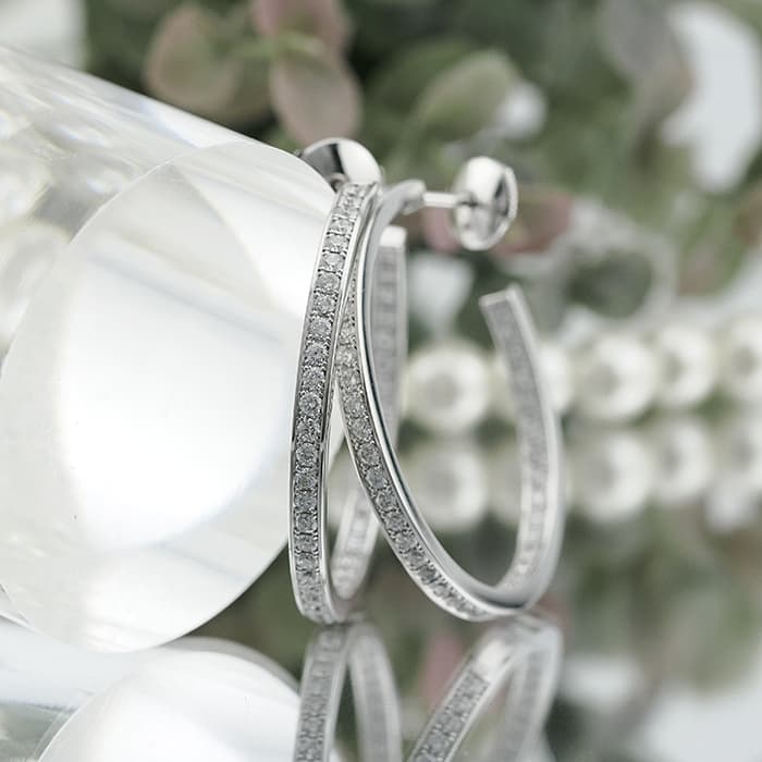 CARTIER カルティエ クラシック フープ ピアス ホワイトゴールド ダイヤモンド 2