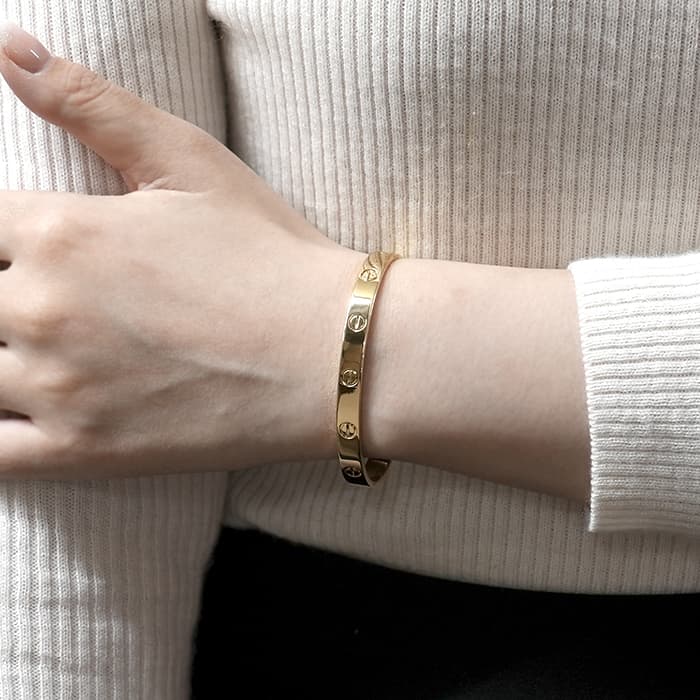 CARTIER カルティエ ラブ ブレスレット オープンバングル イエローゴールド B6032417 17号 13