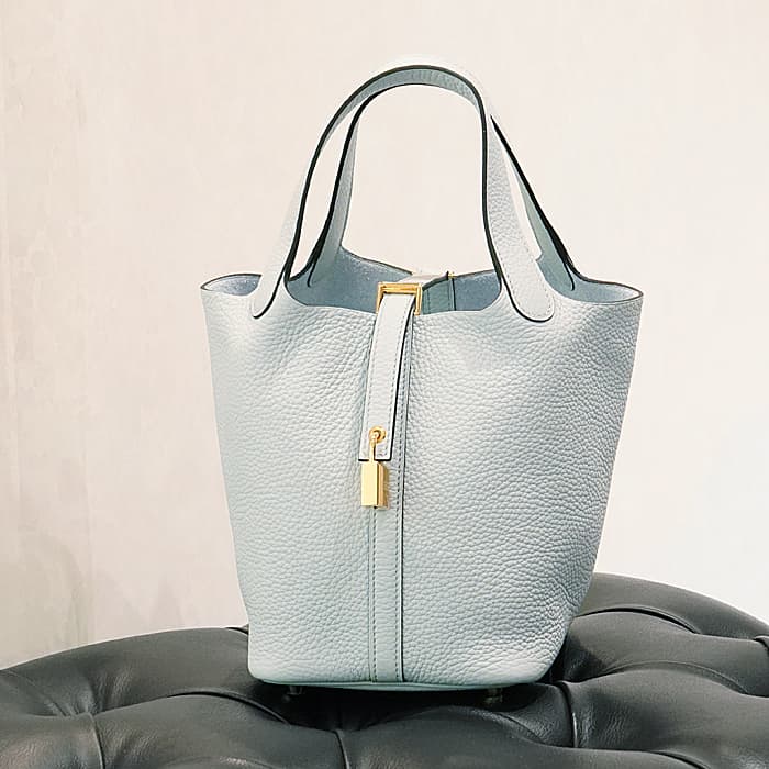 よろしくお Hermes - 専用③ 新品 ピコタン・ロック 18 PM ブルー 